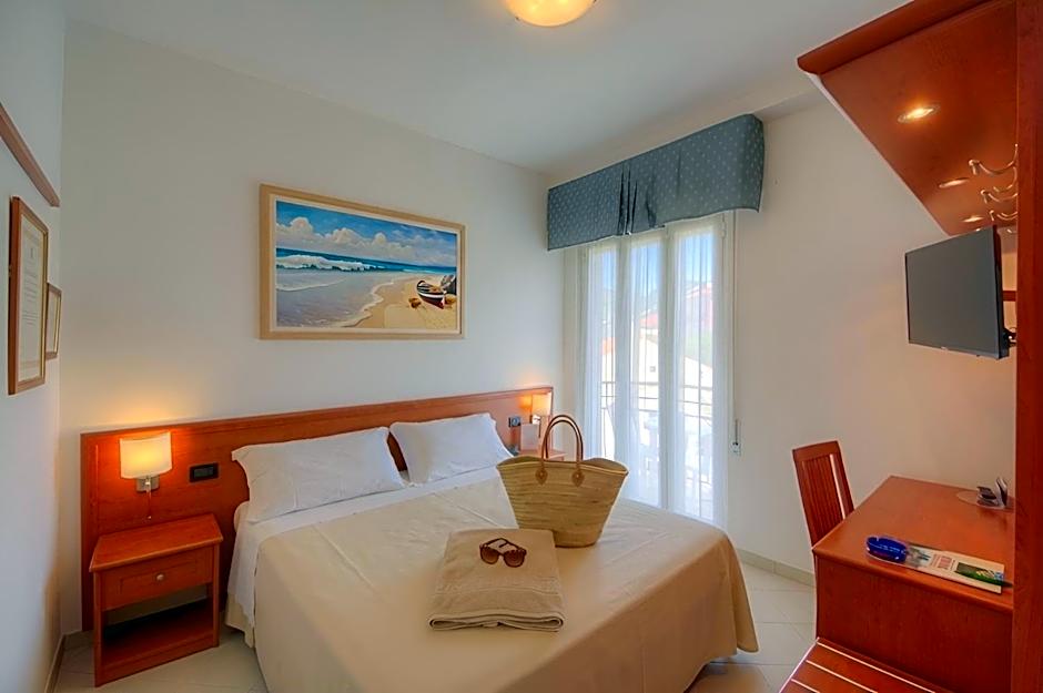 Hotel Noris
