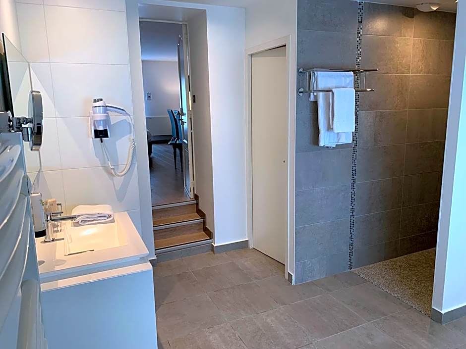 Logis Hôtel Restaurant Le Moulin de la Coudre