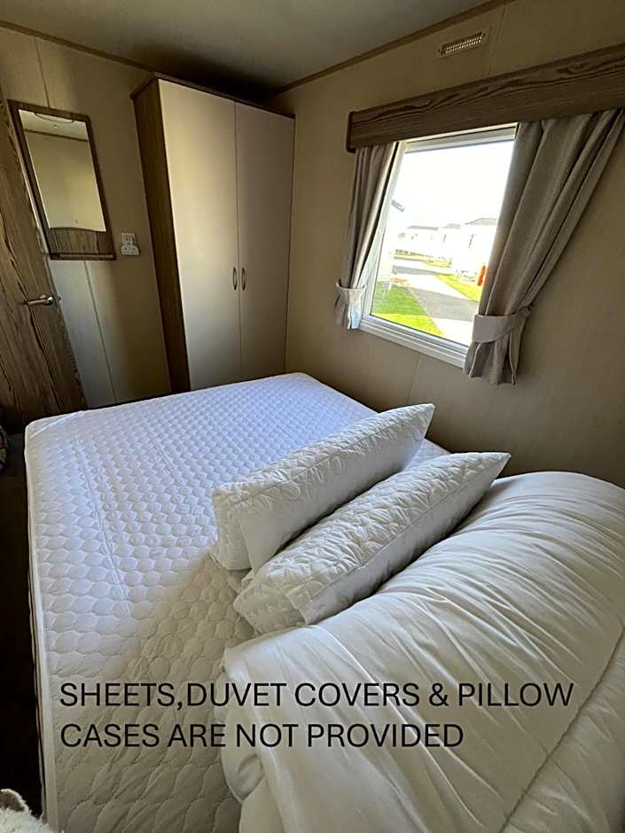 Golden Sands Mablethorpe 8 Birth Caravan