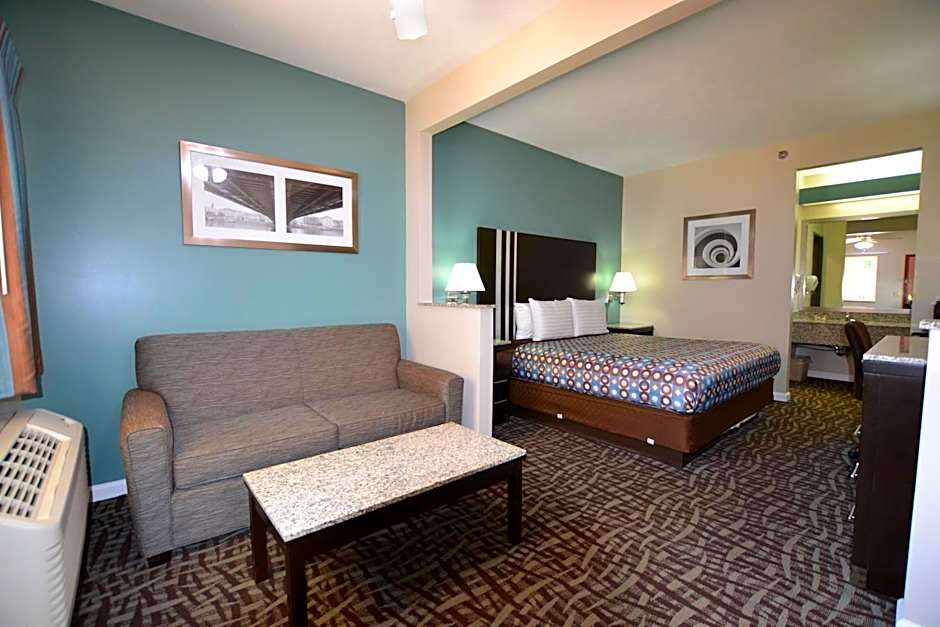 Relax Inn Motel and Suites Omaha