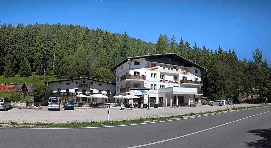 Hotel Paradiso