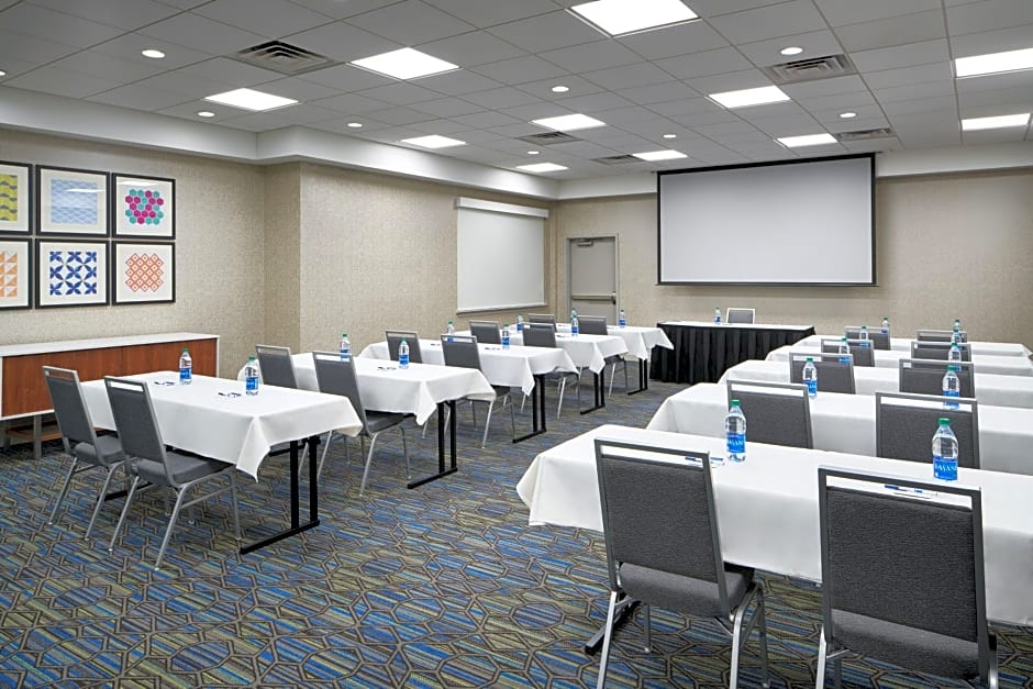 Holiday Inn Express - Richmond Downtown, an IHG Hotel