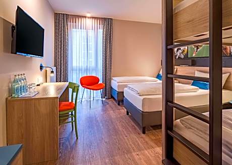 Deluxe Room with Four Single Beds