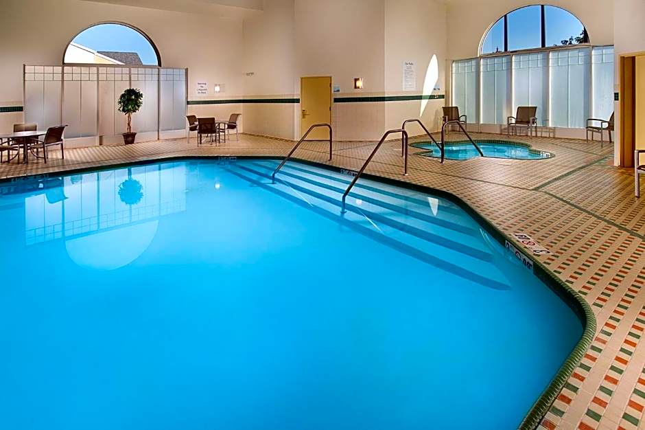 Holiday Inn Express & Suites Manassas By IHG