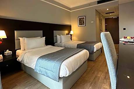 Standard Twin Room - Non-Smoking