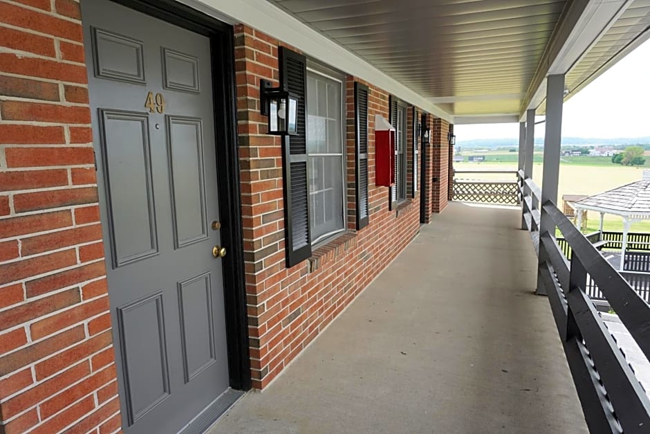 Harvest Drive Family Inn - Renovated Rooms