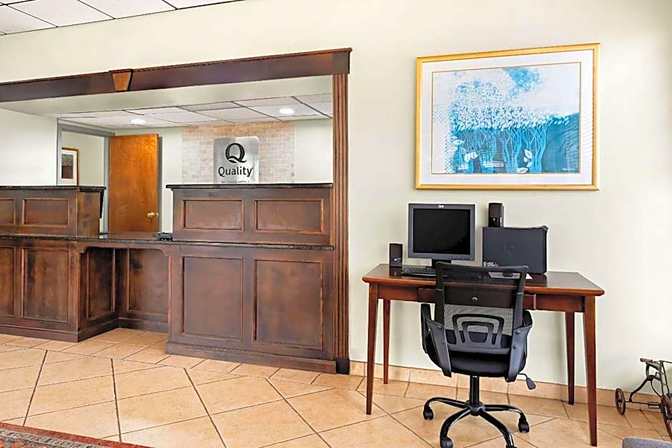 Quality Inn Americus