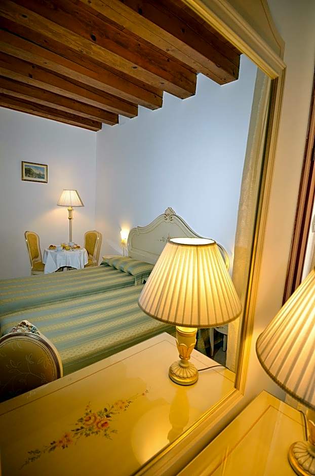 Hotel Orion