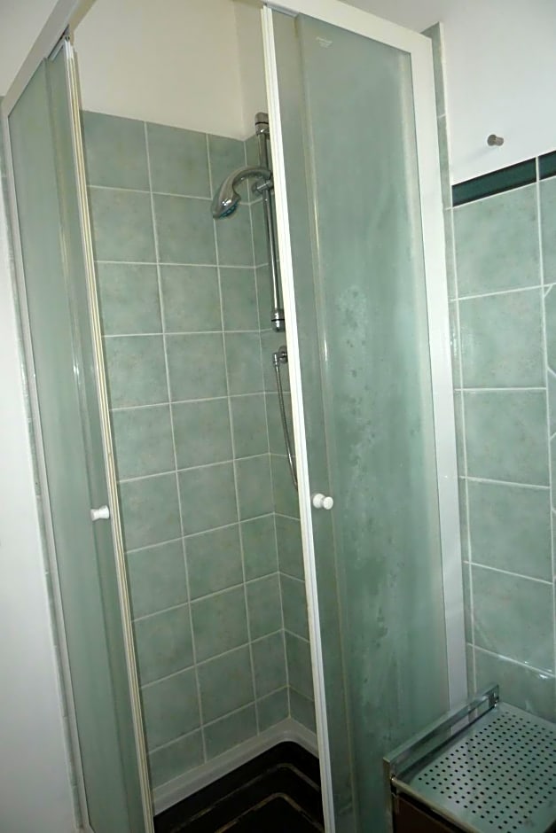 B&B Al 258