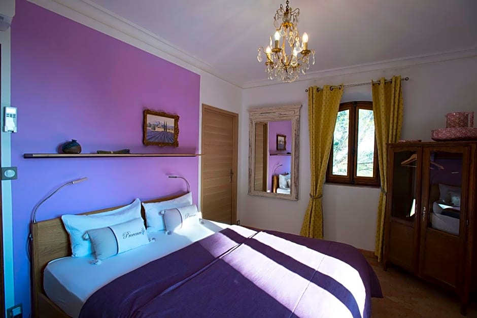 B&B Oasis des Lavandes - Chambre Coqueliot