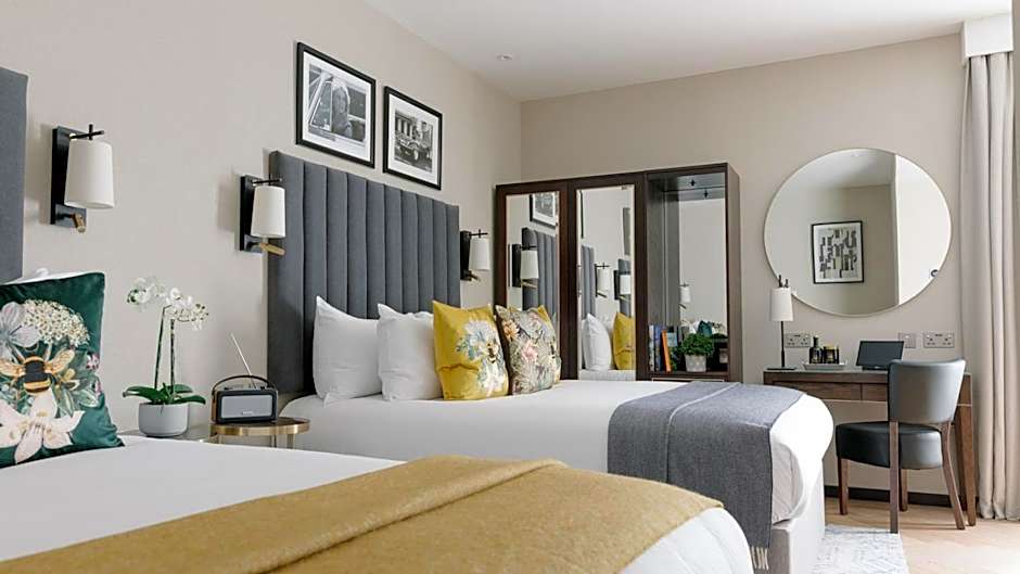The Selwyn, Richmond