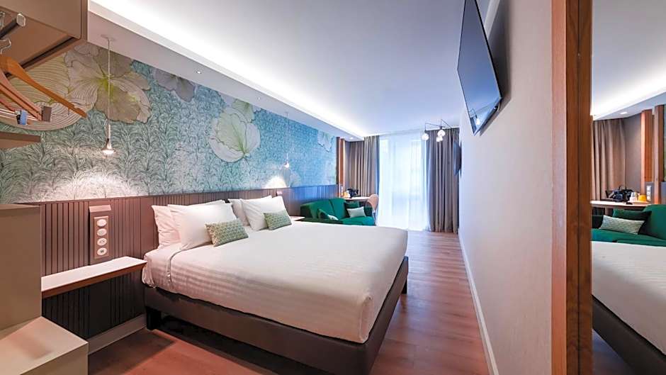 Voco Strasbourg Centre The Garden By IHG