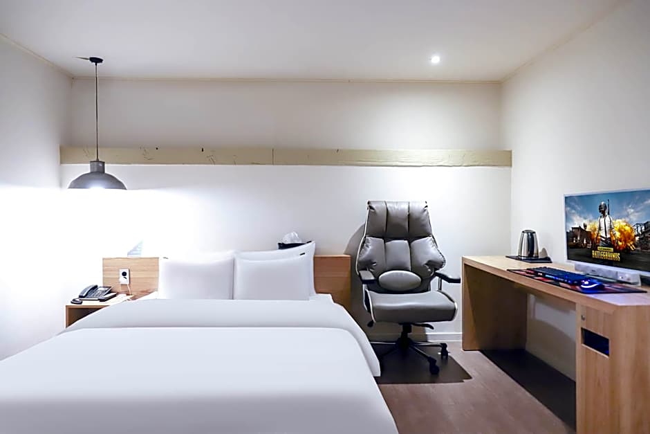 HOTEL YAJA WESTGATE