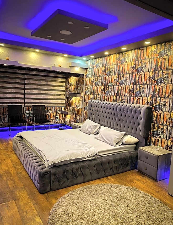 جراند ماجيك سويت