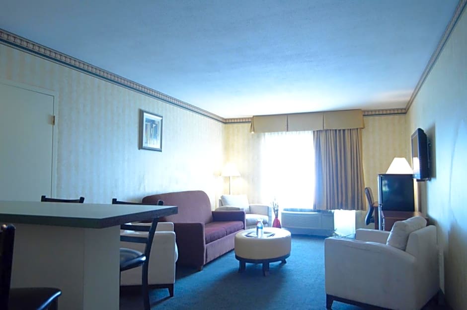 Rodeway Inn & Suites East Windsor