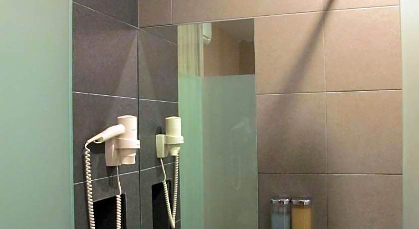 Hotel Austin Paradise - Taman Pulai Utama