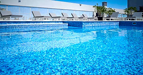 Plaza Real Suites Hotel