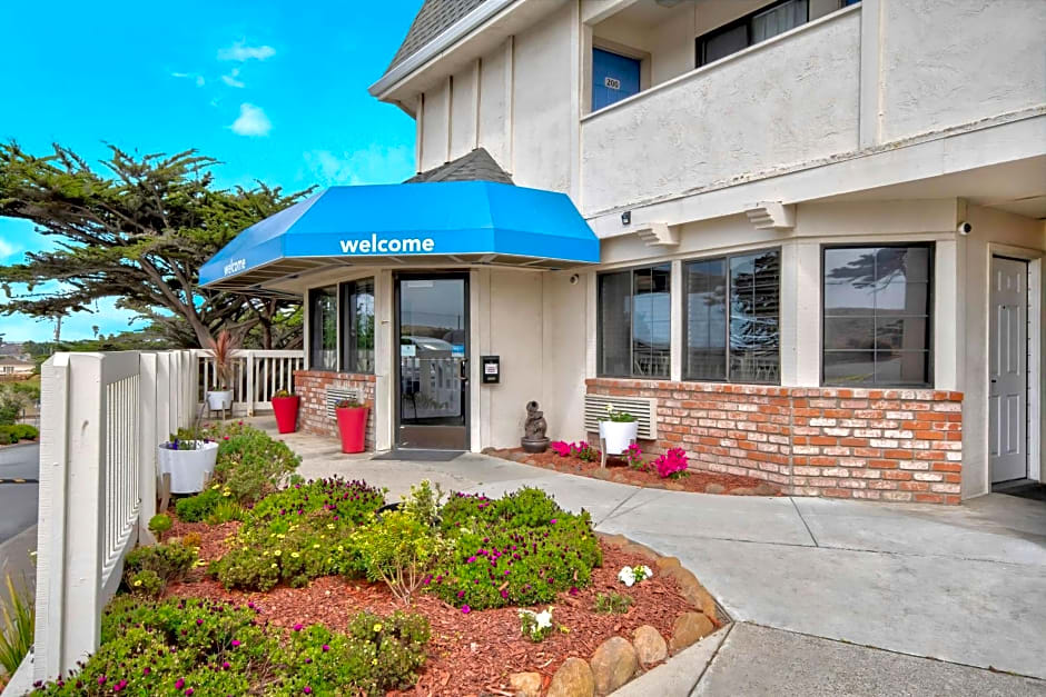 Motel 6 Monterey - Marina