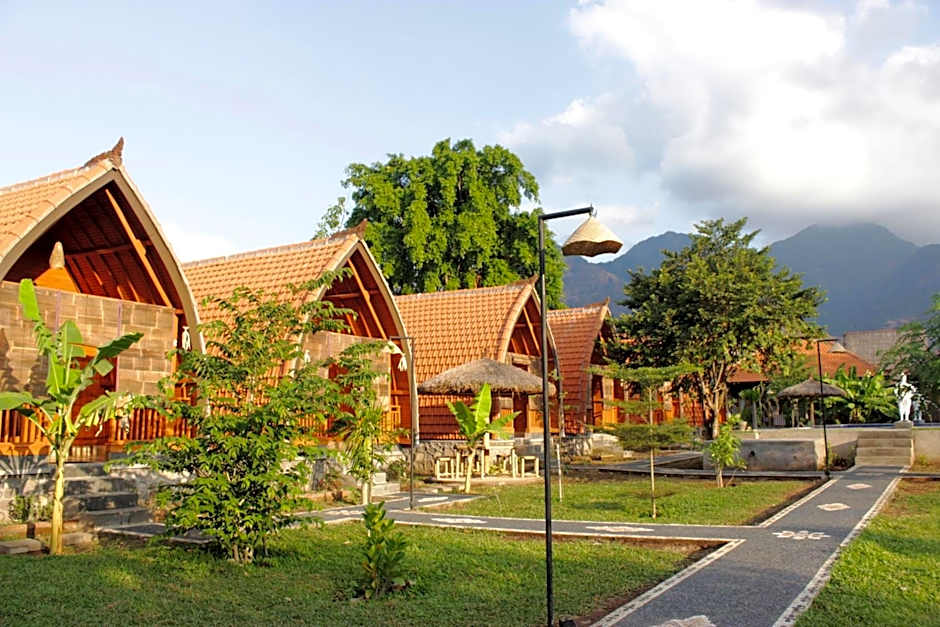 Kubu Padi Wooden House