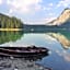 Chalet Tovel - Mountain Lake