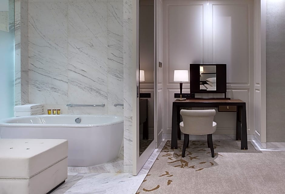 Sheraton Qingdao Licang Hotel