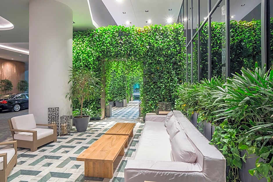 Suites at SLS Lux Brickell managed by CE