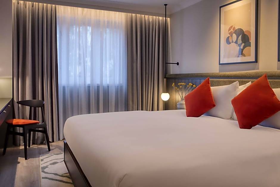 The Samuel Ryder Hotel St Albans, Tapestry Collection Hilton