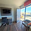 Mountain Vista Inn & Suites - Walking Distance to the Island