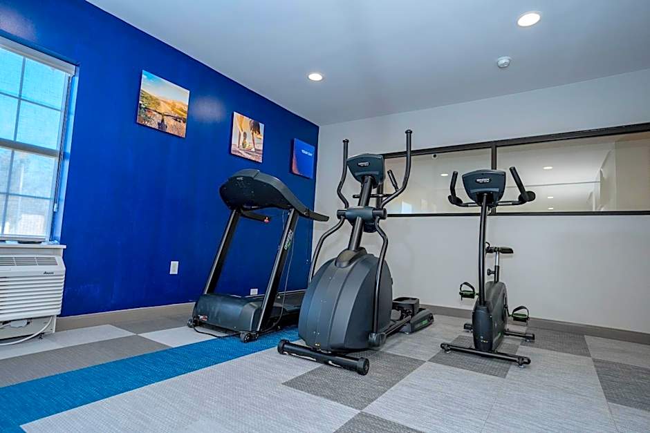 Comfort Inn & Suites River City Decatur