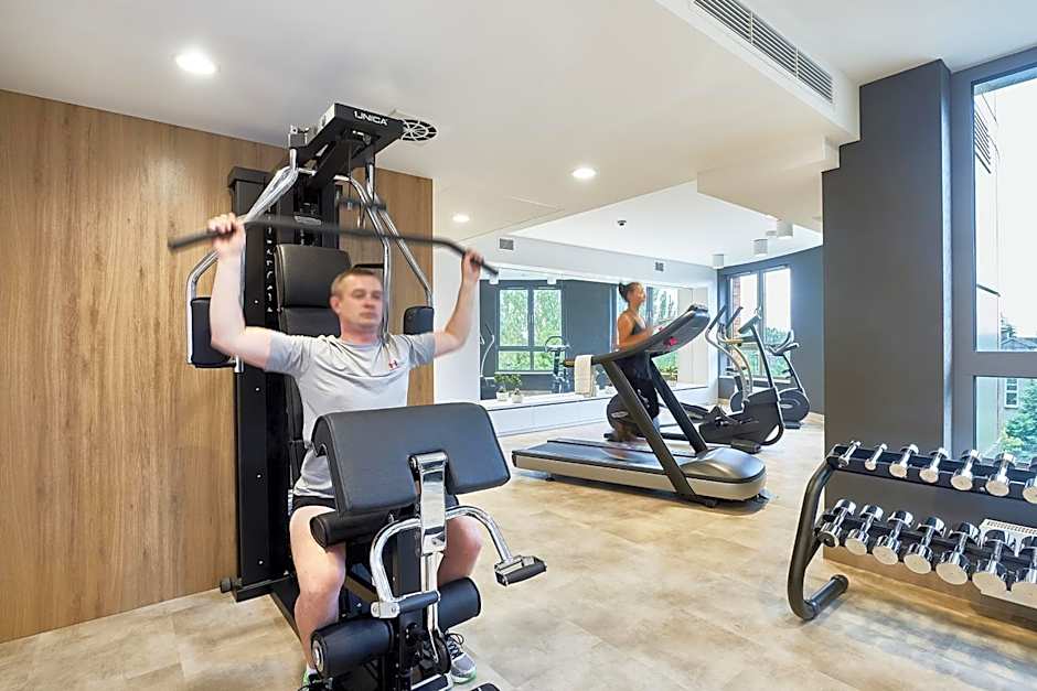 Golden Tulip Warsaw Airport