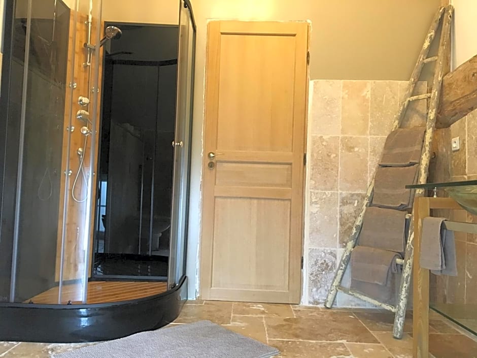 Domaine Des Tours Vauquelin