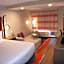 La Quinta Inn & Suites by Wyndham Perry