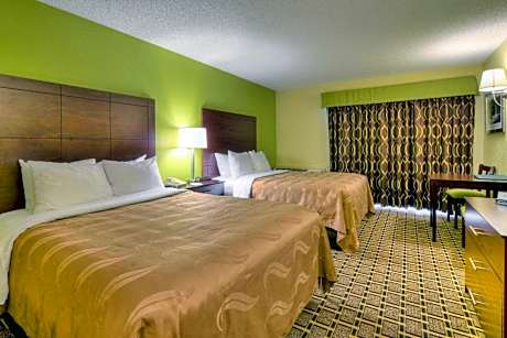 Queen Room with Two Queen Beds - Non-Smoking