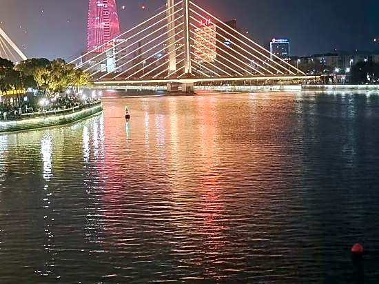 Home Inn Plus (Ningbo Old Bund Tianyi Square)