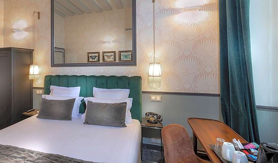 Dauphine Saint Germain