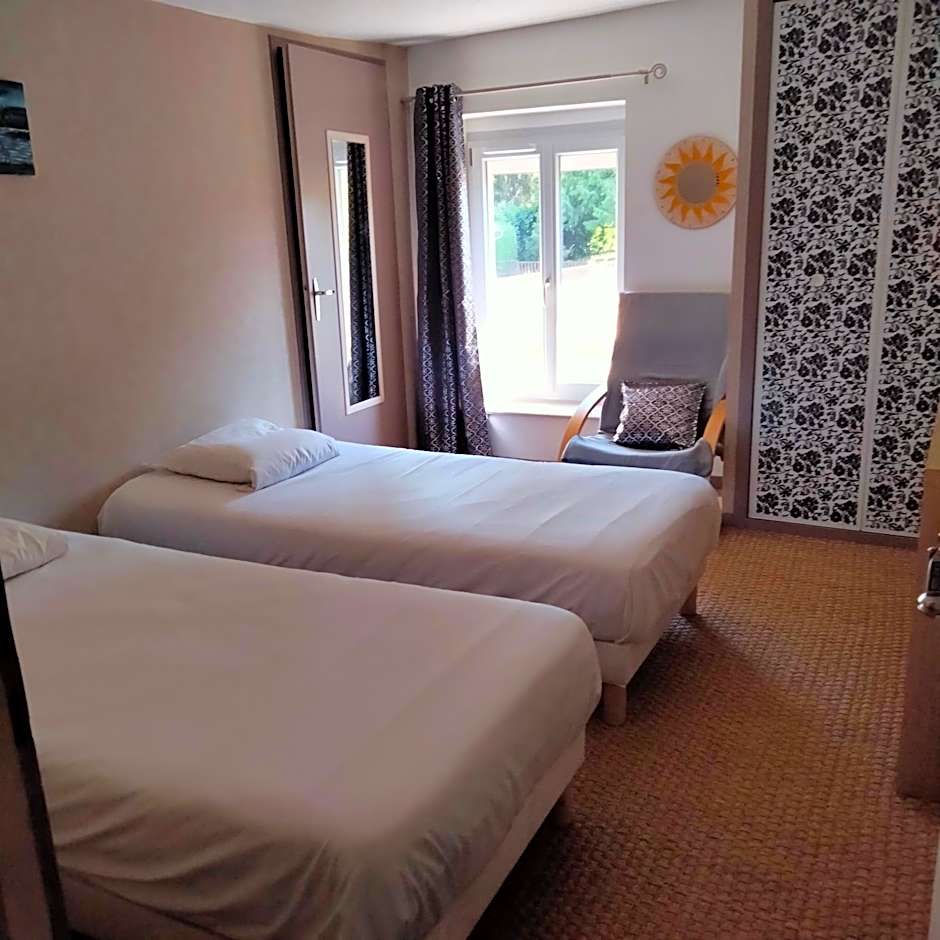 Photo 1 of 7 of Standard 2 Beds