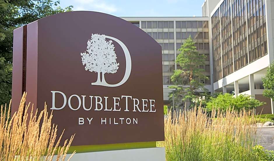DoubleTree By Hilton Chicago - Oak Brook