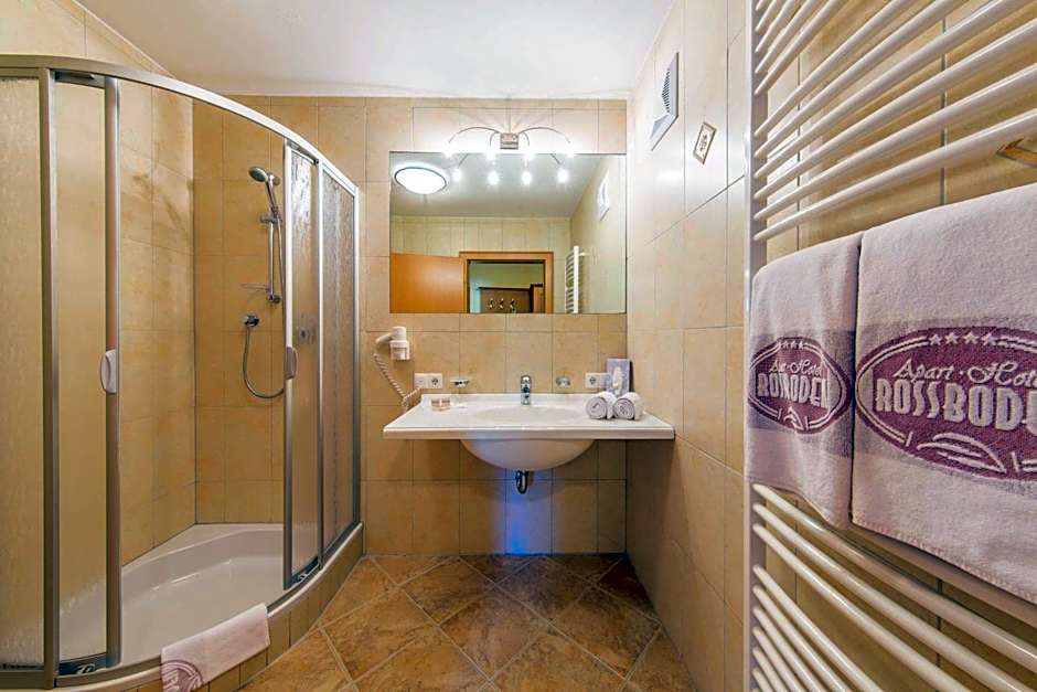 Residence Rossboden mit Hallenbad