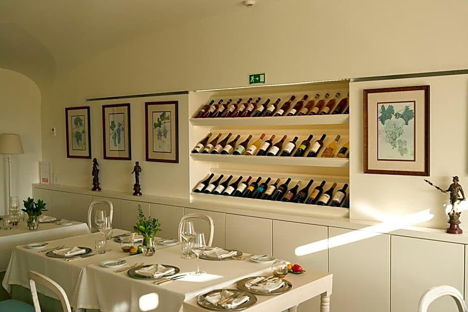 Hotel Casa Palmela - Small Luxury Hotels of The World, Hotel & Villas