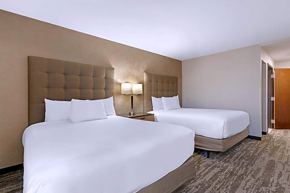 Drury Inn & Suites Joplin