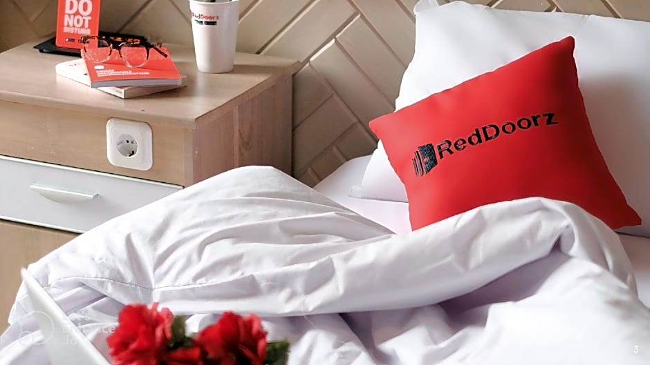 RedDoorz Hung Viet Hotel Yersin