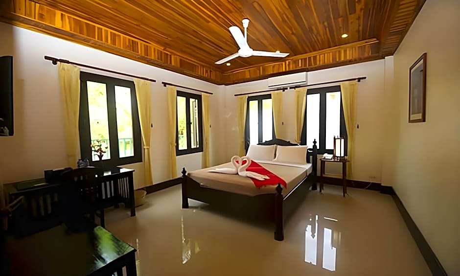 Treasure Hotel Laos