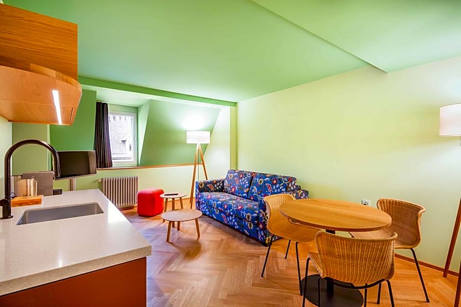 Alma Hotel - Boutique hideaway by the lake with rooftop and ladies-only wellness