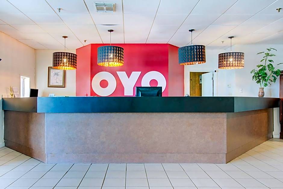OYO Hotel Dundee By Crystal Lake