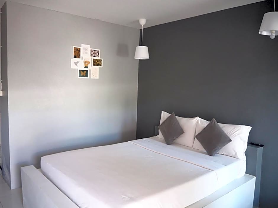 Sichon Modern House Hotel