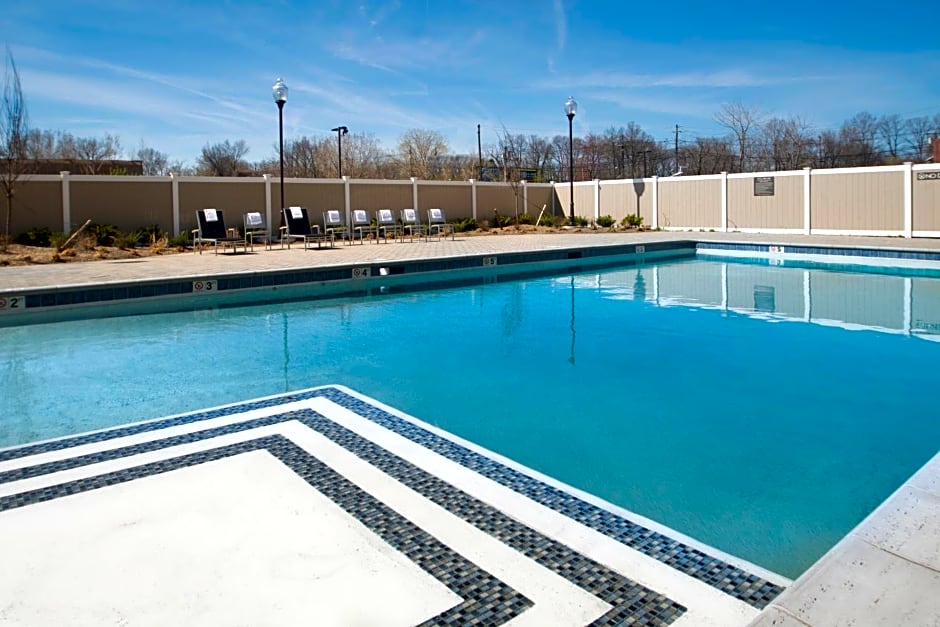 Crowne Plaza Saddlebrook By IHG