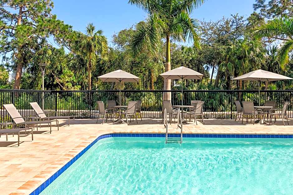 Fairfield by Marriott Inn & Suites Bonita Springs