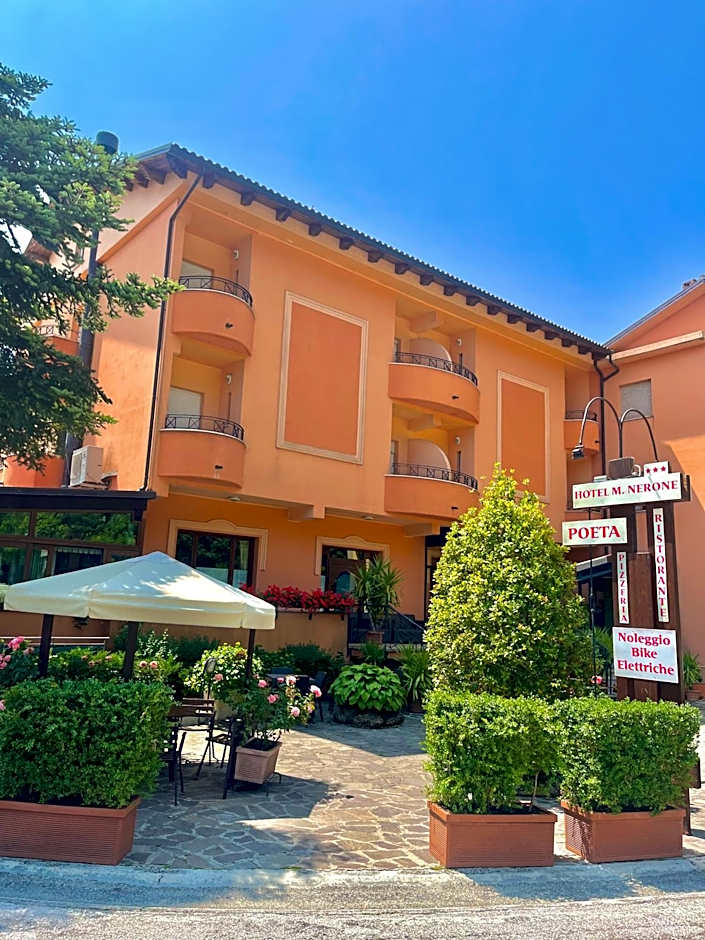 Hotel Ristorante Montenerone Il Poeta
