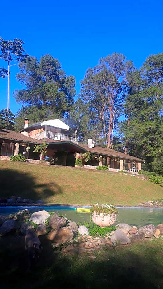 Chalés do Cachoeirão