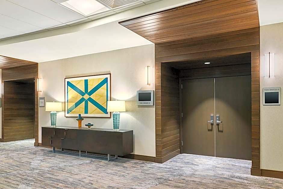 Delta Hotels by Marriott Ashland Downtown